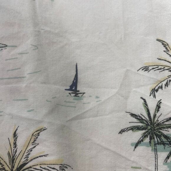 Free Planet Mens White SS Button Down Shirt Island Palm Trees Flag Aloha Medium - Picture 5 of 12